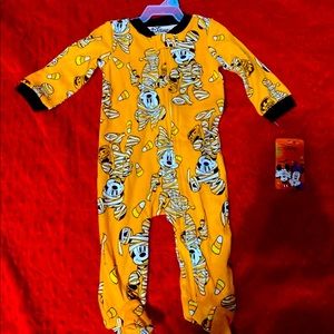 Halloween Disney pajamas for 3/6 months
New with tags